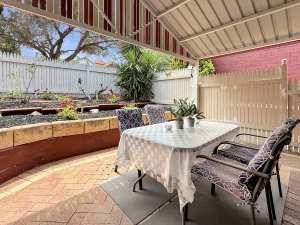 Charming Fully Furnished Unit in Sought-After Mosman Park