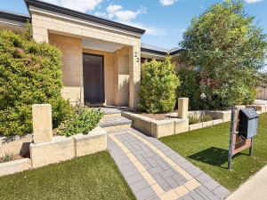 Stylish Entertainer with Side Access | 3 Bed + Theatre or 4th Bedroom
